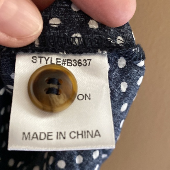 Ladies size medium black button down shirt with pocket dots - Picture 5 of 7